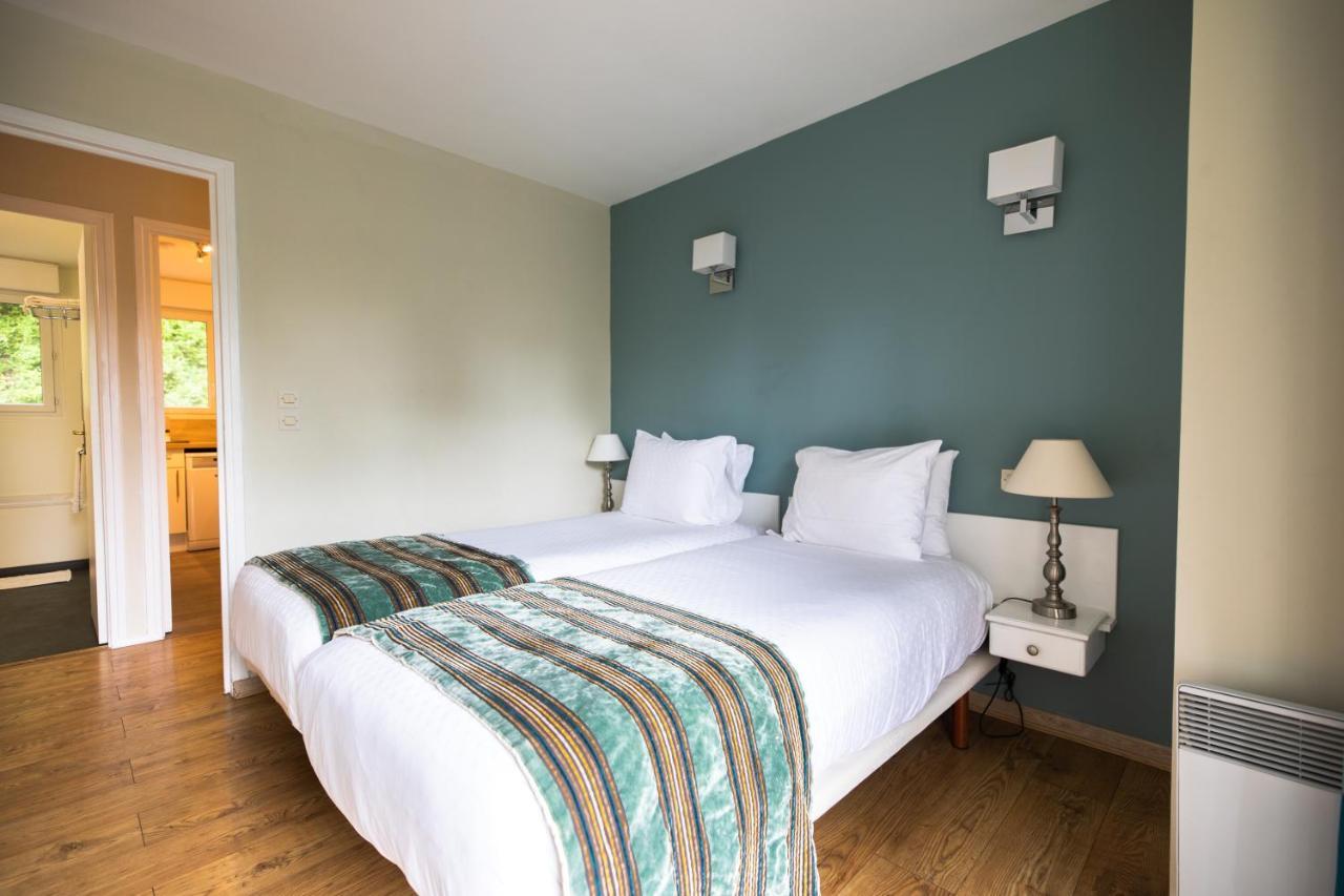 Club Wyndham Normandy Aparthotel คอนเนลเลส์ ภายนอก รูปภาพ